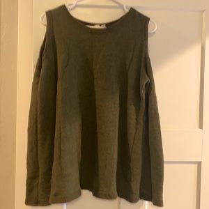 Melrose and Market cold shoulder olive sweater